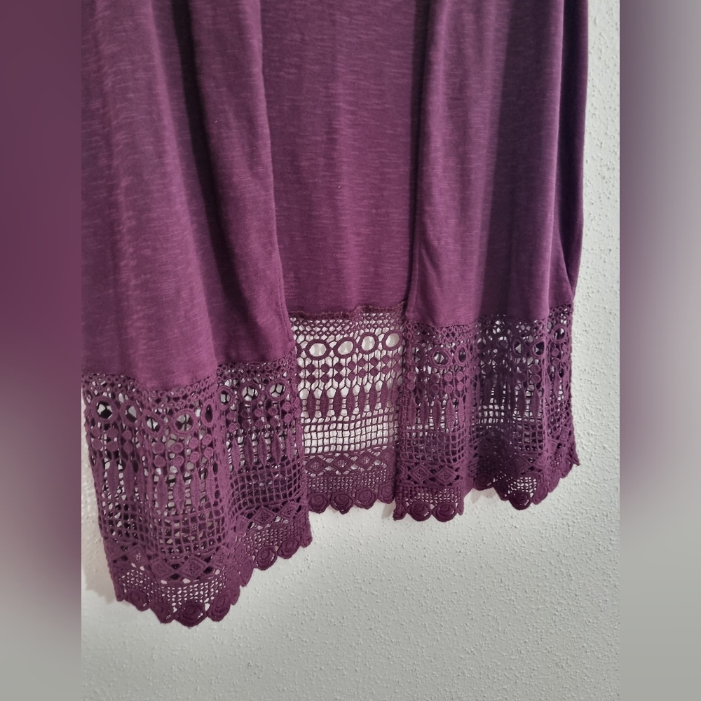 Purple Sleeveless Cardigan with Crochet Hem - Picture 5 of 9